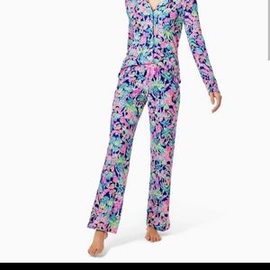 Lilly Pulitzer long sleeve pajama top only. NWT . Medium